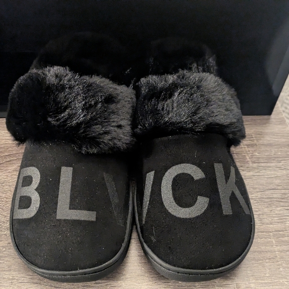 BLVCK PARIS Black Fluffy Slippers - Picture 1 of 7